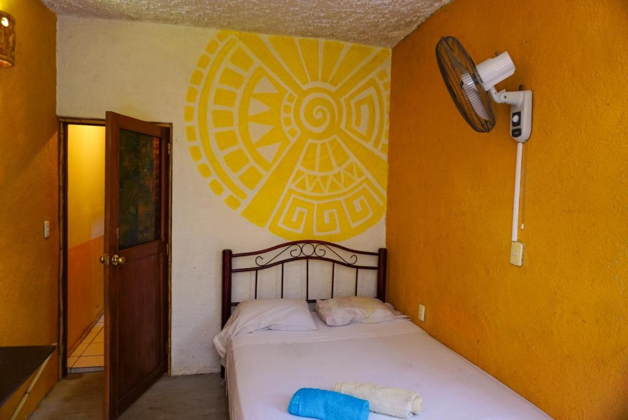 Hostel Tower Bridge Puerto Escondido (Oaxaca)